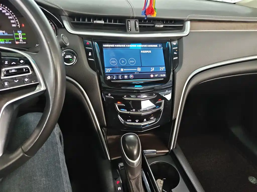 Cadillac XTS 2018 28T Elite фото 6