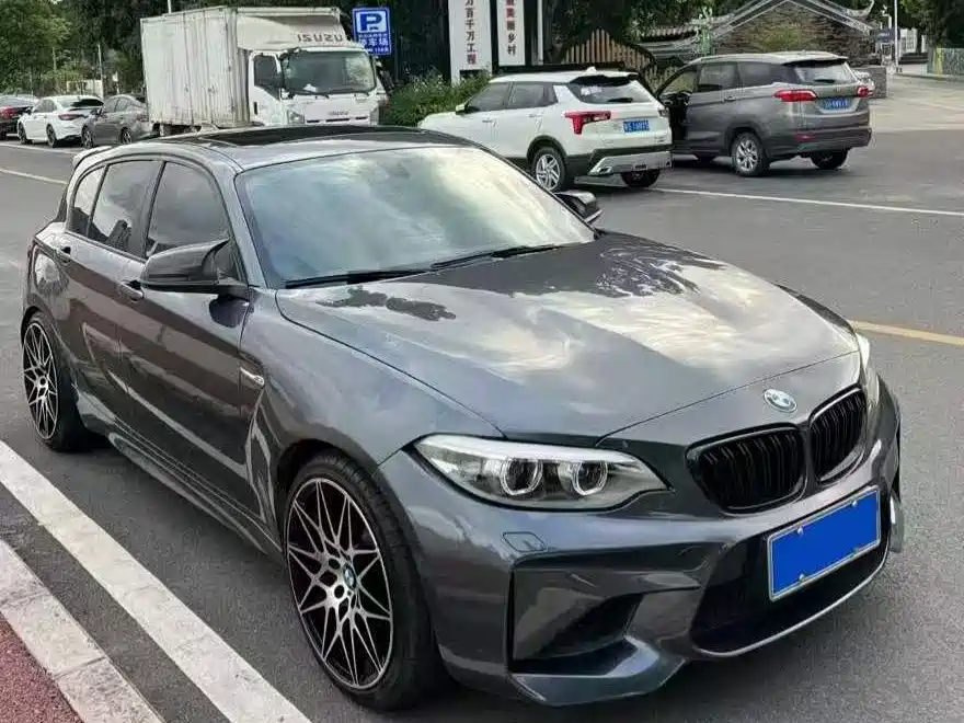 BMW 1 Series (Import) 2012 118i Sport фото 3