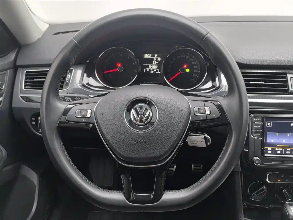 Volkswagen C-TREK 2020 1.5L Automatic Comfort Edition фото 11