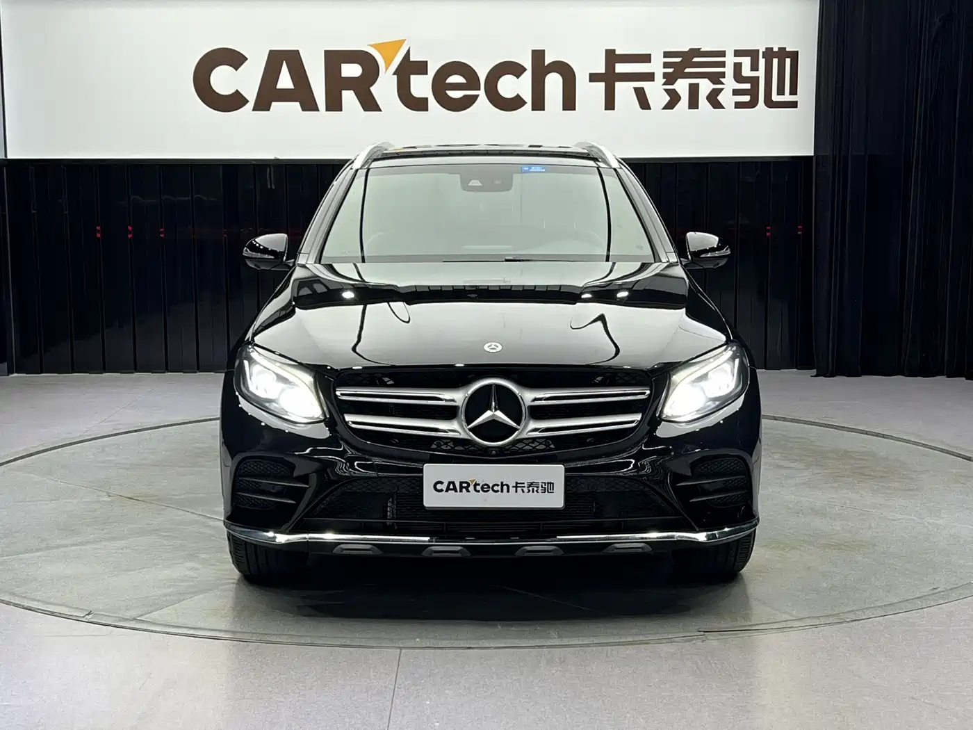 Mercedes-Benz GLC 2019 GLC 260 L 4MATIC Luxury фото 3