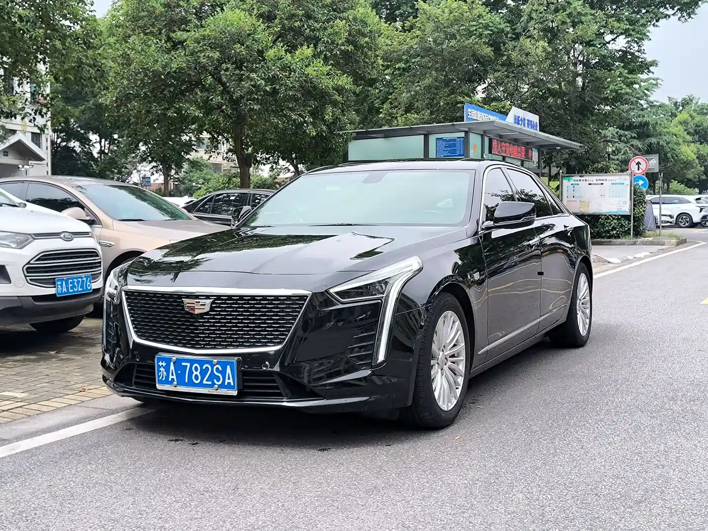 CADILLAC CT6