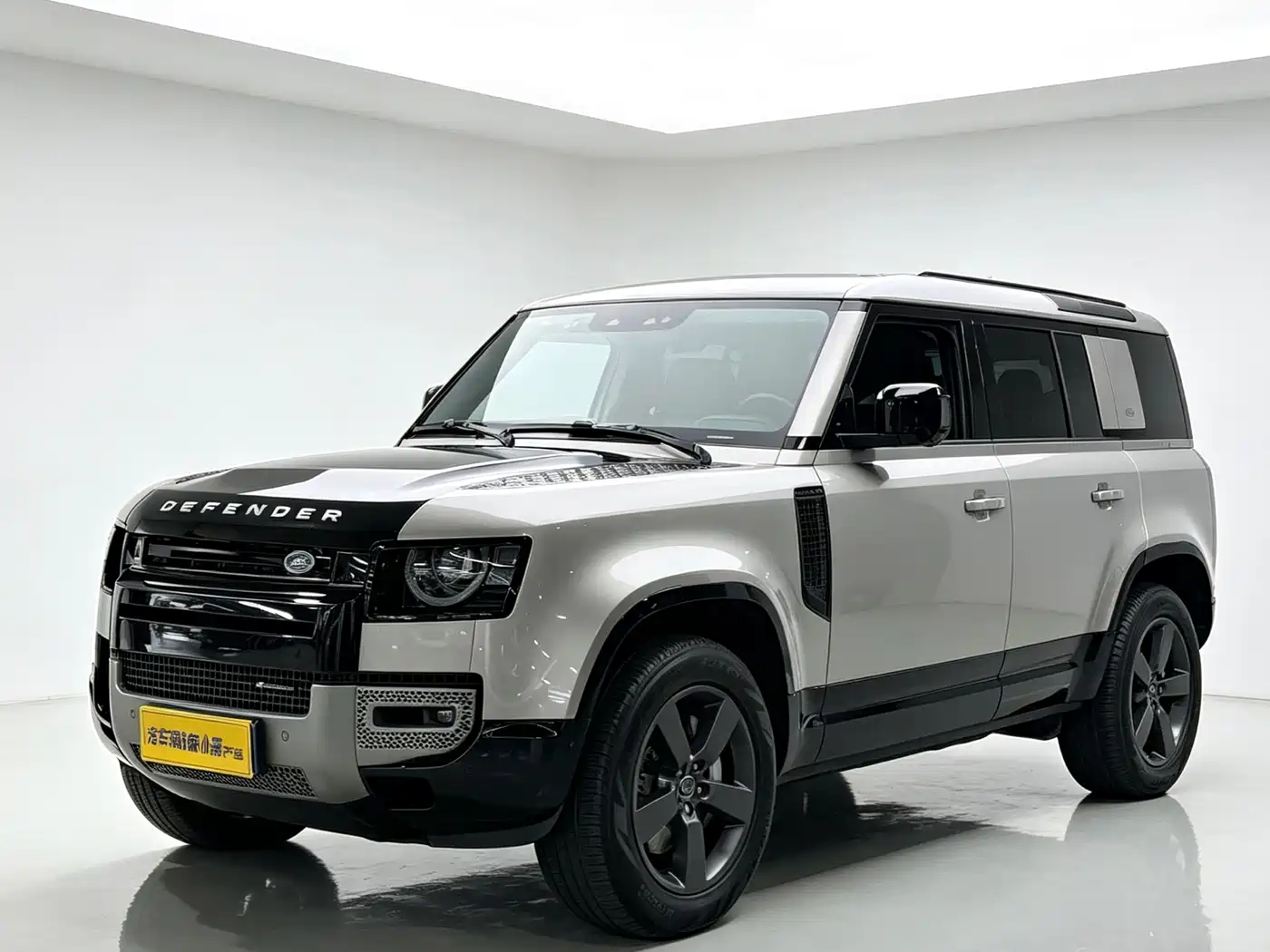 Land Rover Defender, миниатюра 3