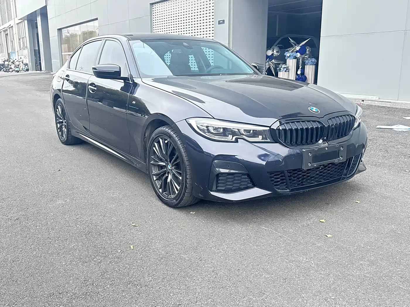 BMW 3 Series 2021 325Li M Sport Night Edition фото 3