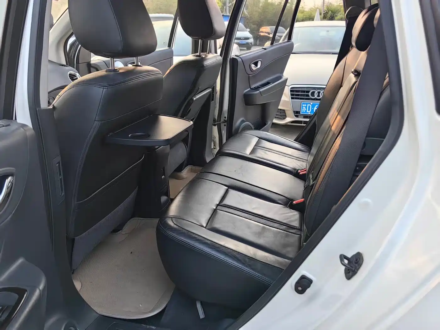 Renault Koleos (Import) 2011 2010 2.5L 4WD Luxury