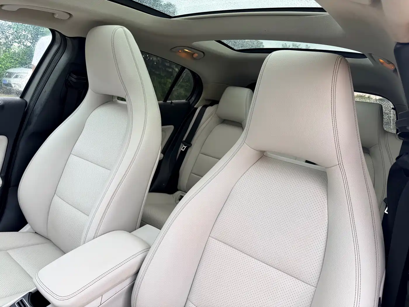 Mercedes-Benz GLA 2015 2015 GLA 200 Dynamic
