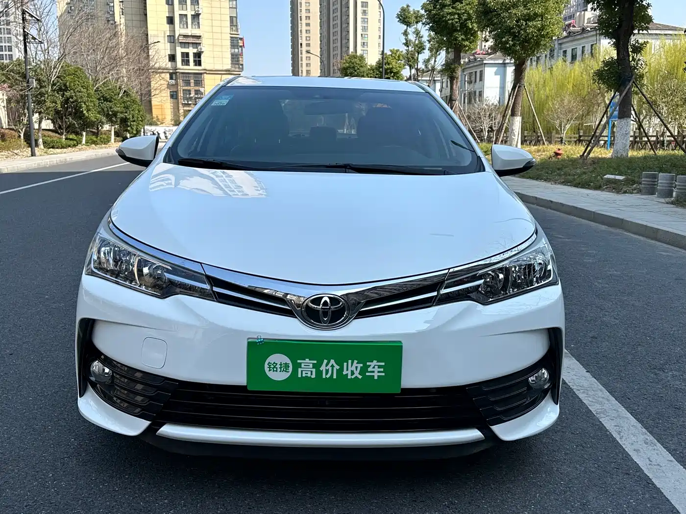 Toyota Corolla 2018 1.2T S-CVT GL-i Smart Shine Edition фото 3