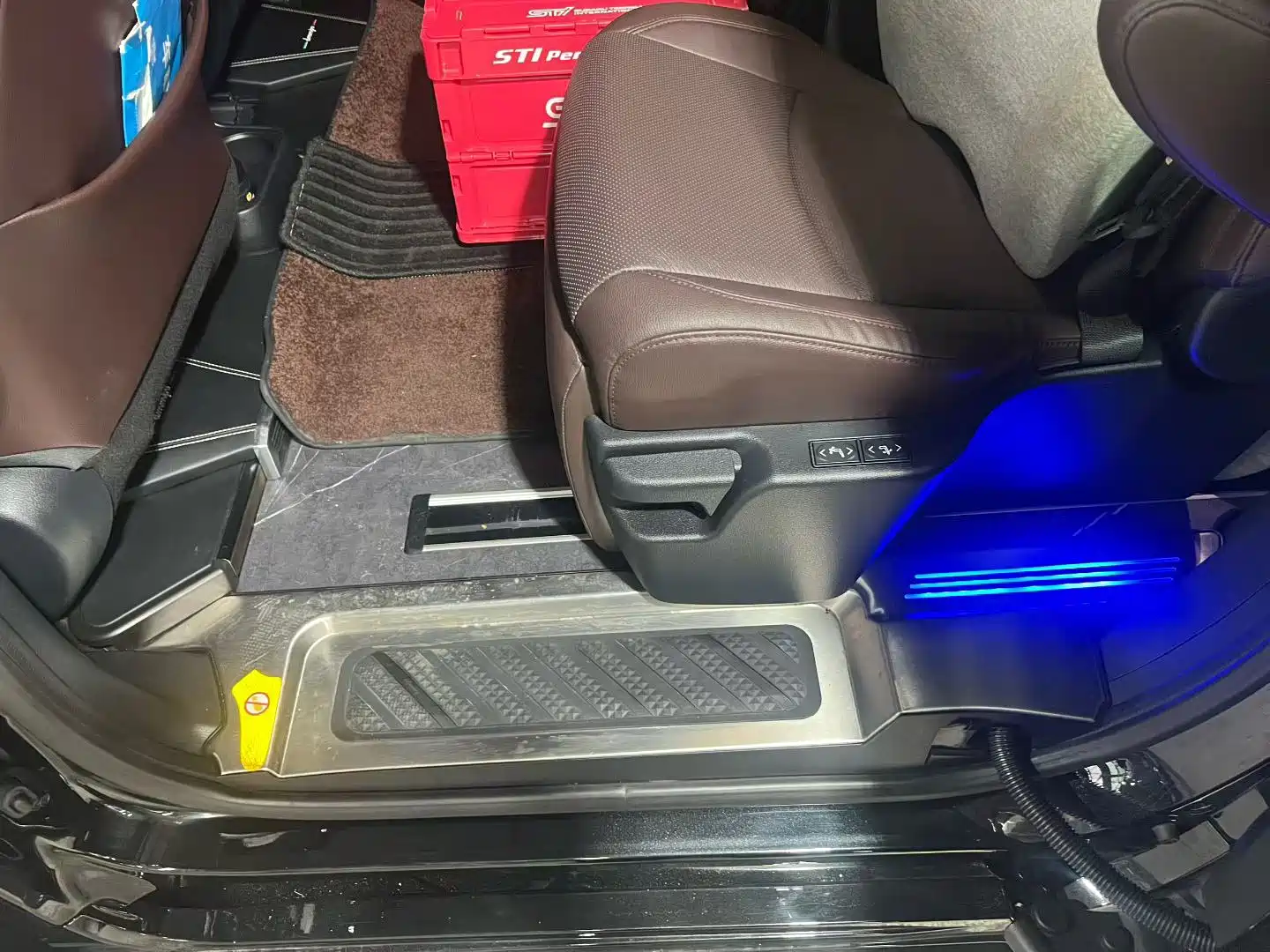 Фото 7 - Toyota Granvia