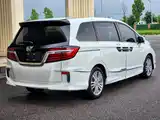 Фото 6 - Honda Elysion