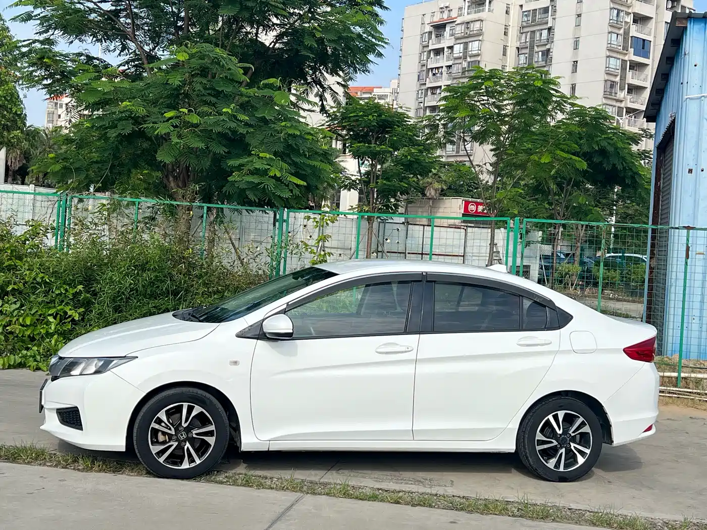 Photo 3 - Honda City