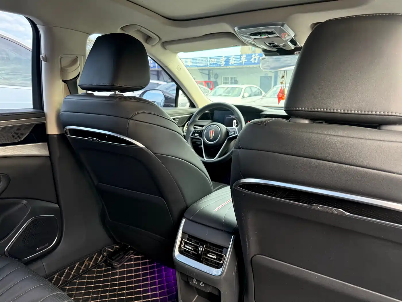 Hongqi H5 2023 1.5T DCT Smart Connect Joy Edition фото 9