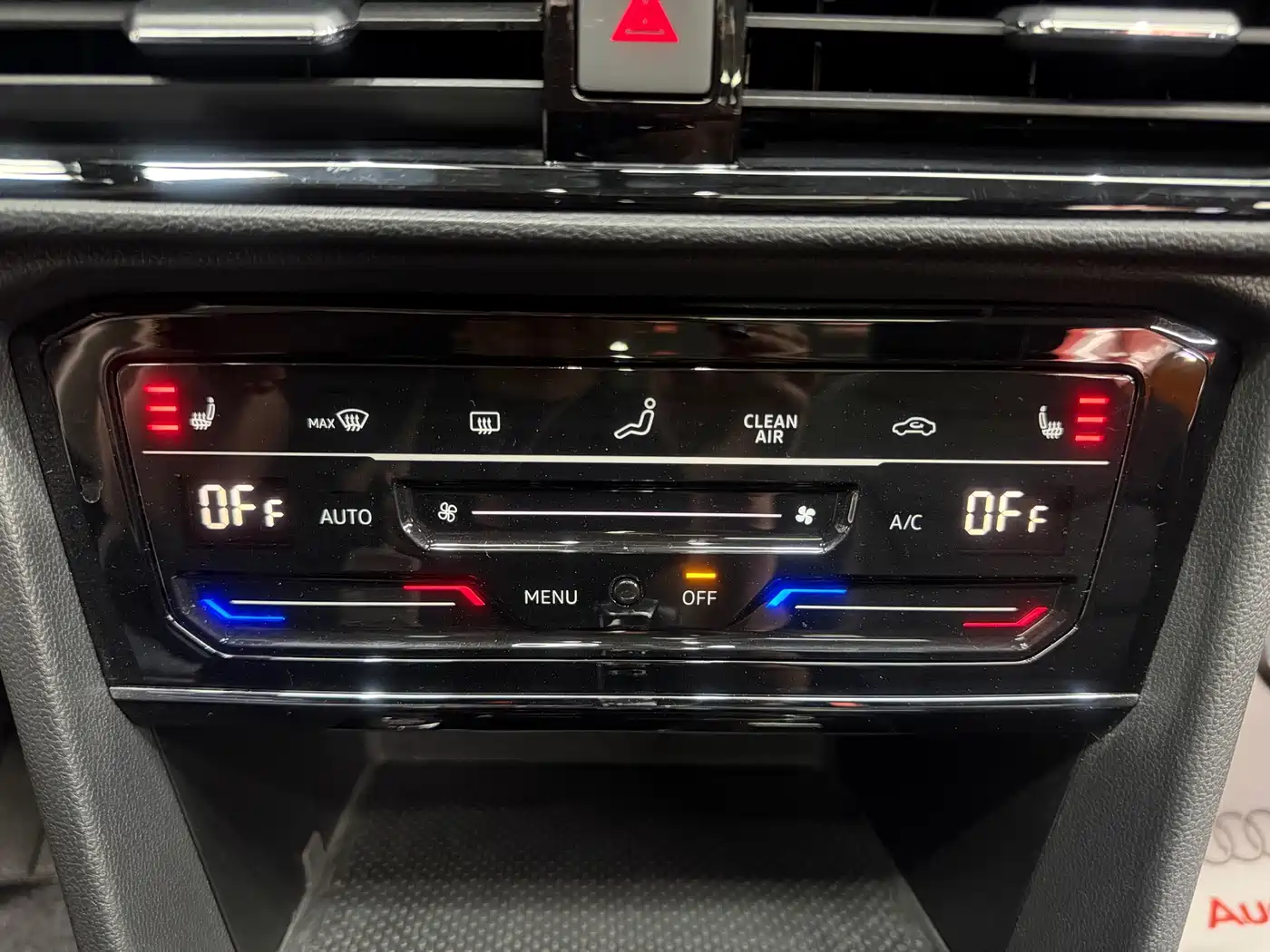 Volkswagen Tharu 2022 280TSI FWD Luxury Edition фото 8