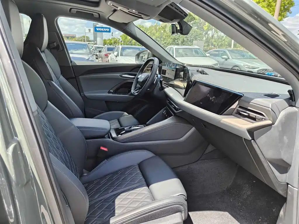 Audi Q5L 2026 2026 Luxury Sport 150kW
