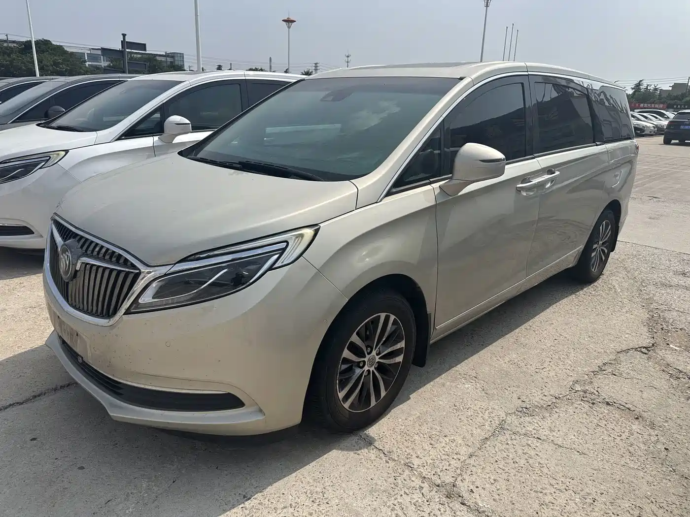 Buick GL8