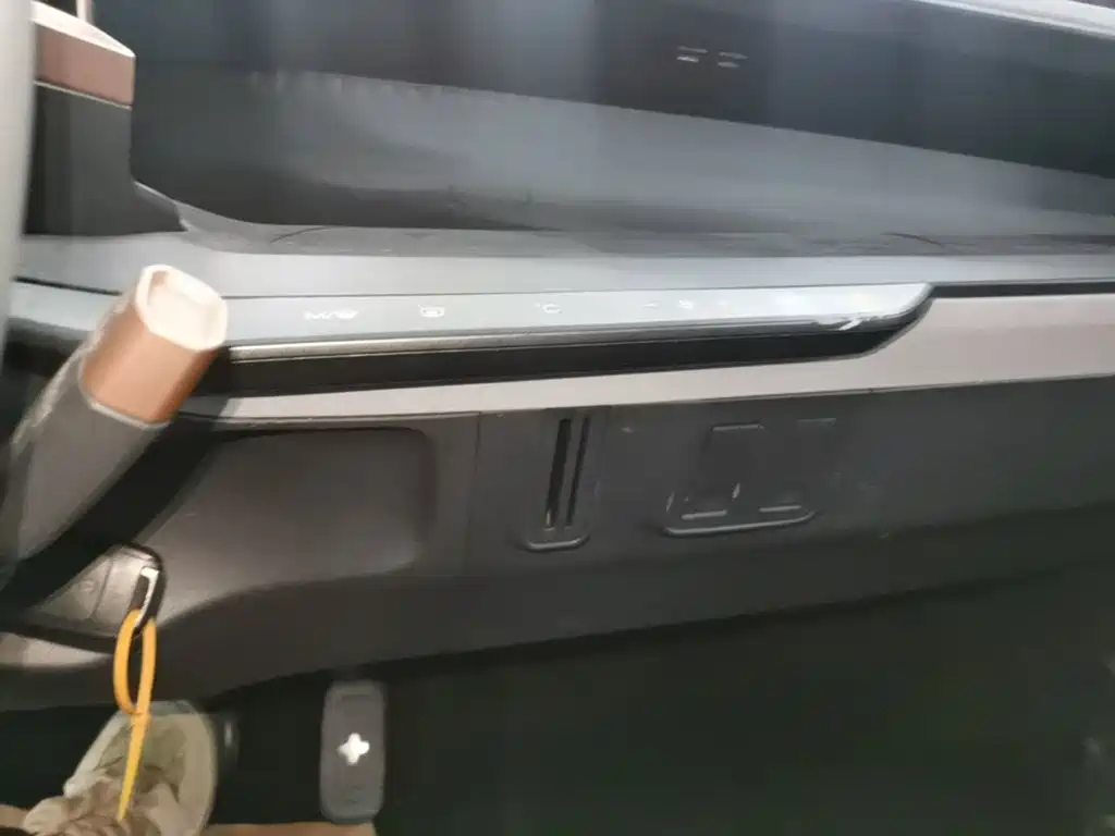 Baojun E200 2021 2020 305KM Smart Edition
