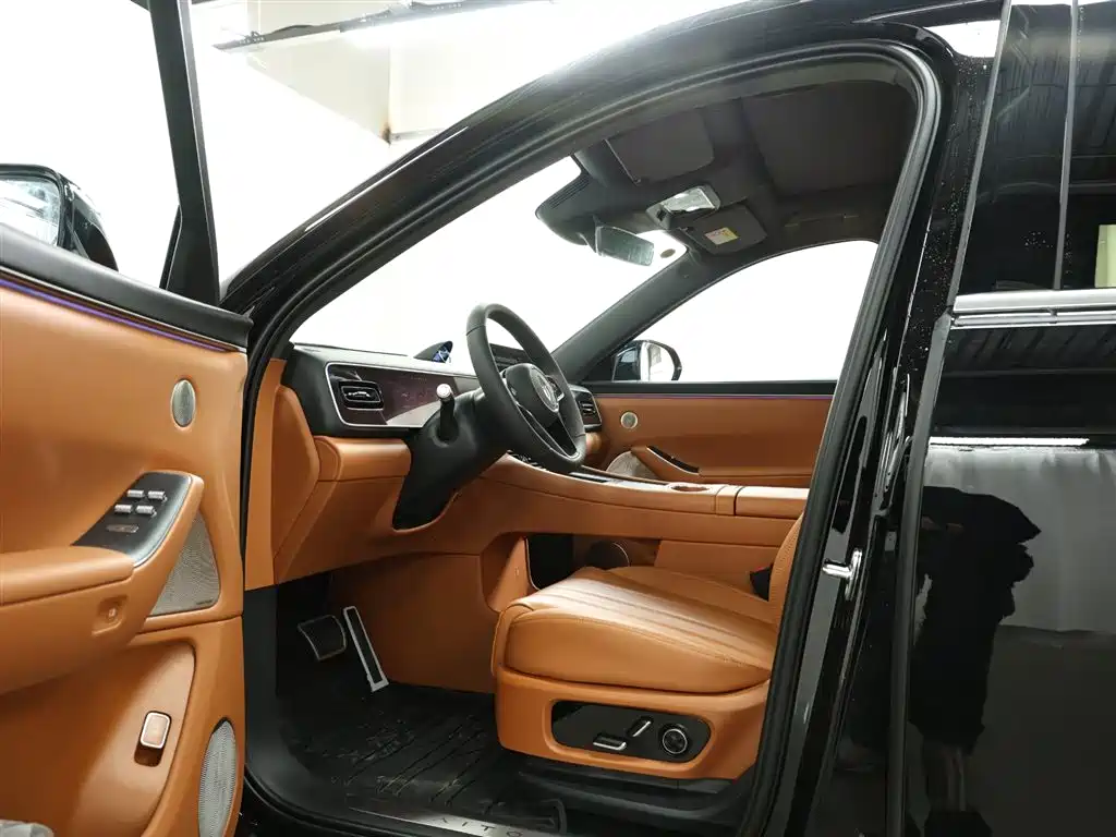 AITO Wenjie AITO M7 2026 Extended Range Max AWD 5-seater фото 10