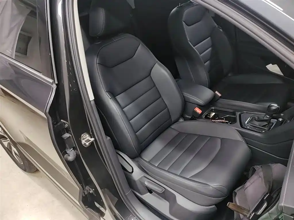 Volkswagen Tharu 2021 Model 280TSI 2WD Comfort Edition фото 25