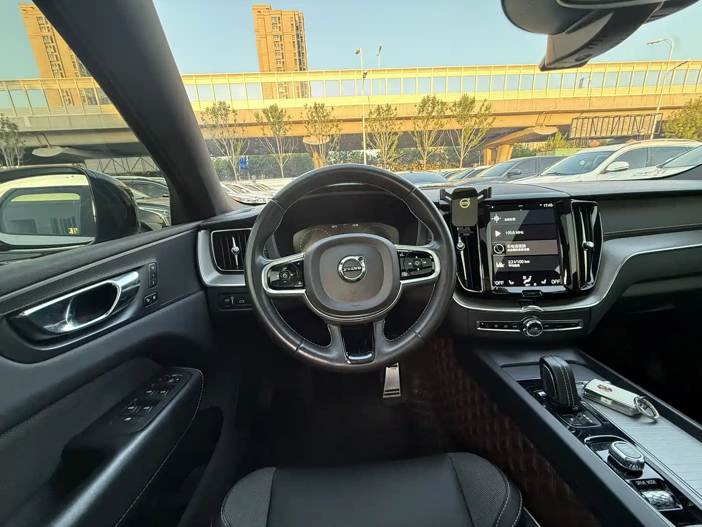 Volvo XC60 Plug-in Hybrid 2021 2021 T8 E-Drive Hybrid Inscription Sport