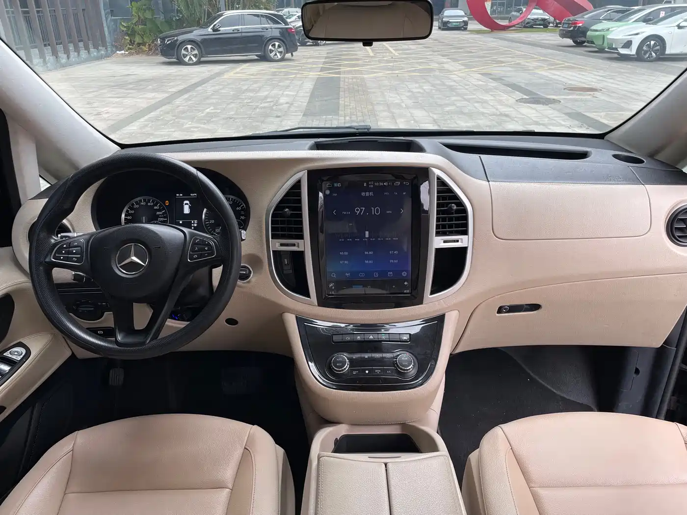 Mercedes-Benz Vito 2016 2.0T Elite Edition фото 2