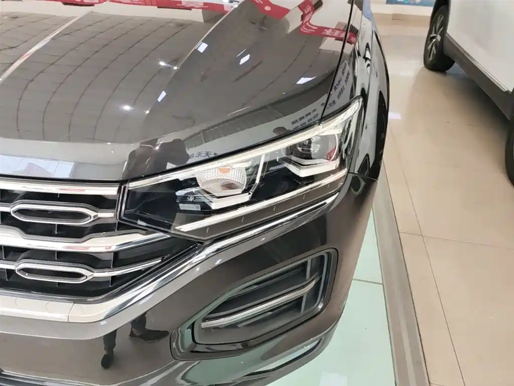 Volkswagen Tayron 2019 330TSI 2WD Luxury China VI фото 24