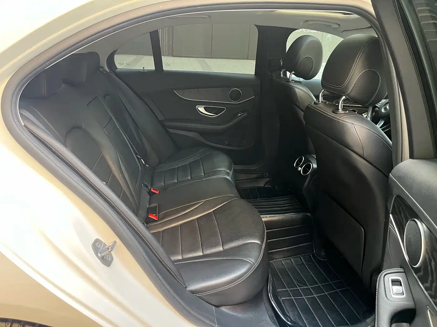 Mercedes-Benz C-Class 2018 C 180 L Fashion Sport Edition фото 28