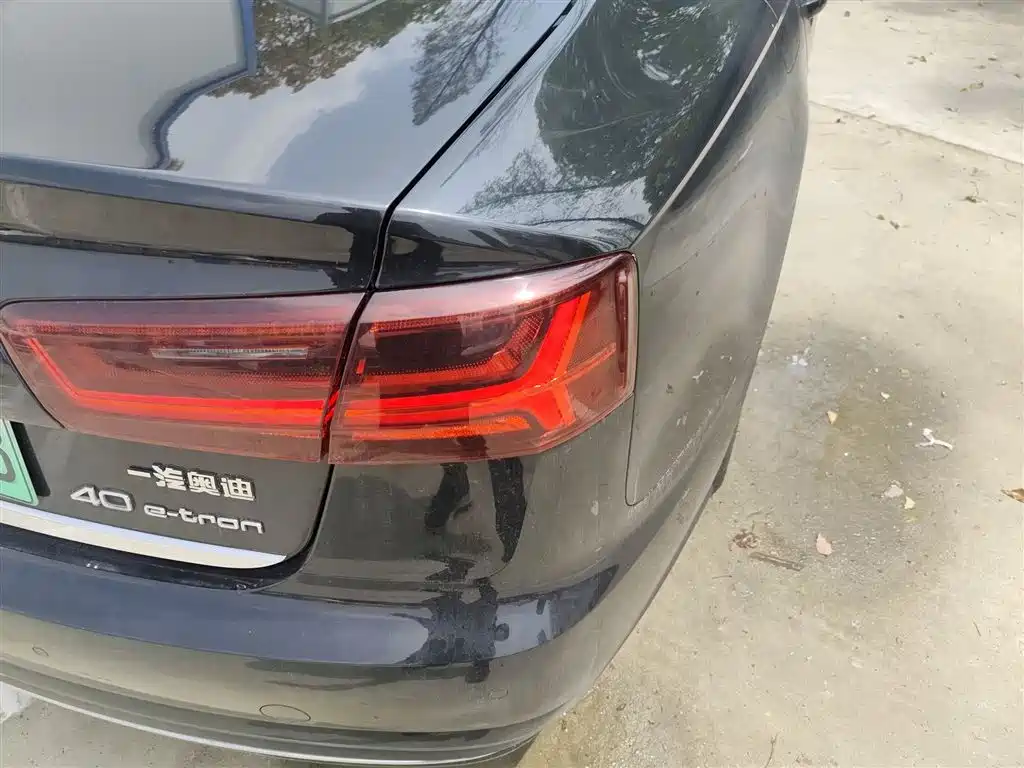 Audi A6L New Energy 2018 40 e-tron фото 8