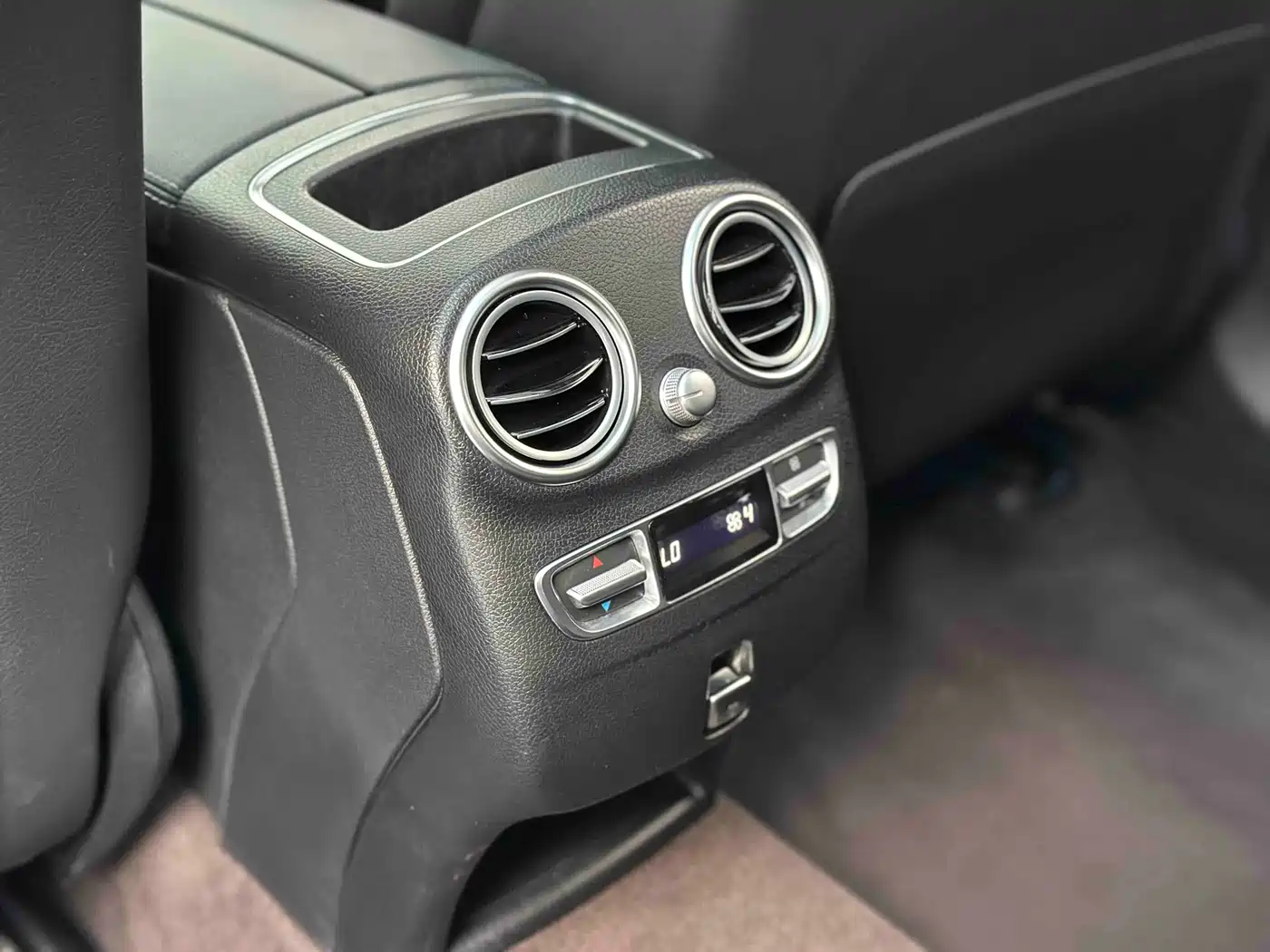 Mercedes-Benz GLC 2022 Facelift GLC 300 L 4MATIC Dynamic Collector's Edition фото 14