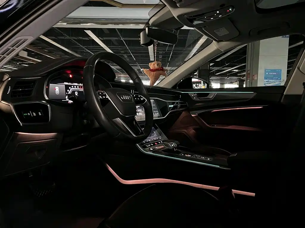 AUDI A6 (IMPORT)