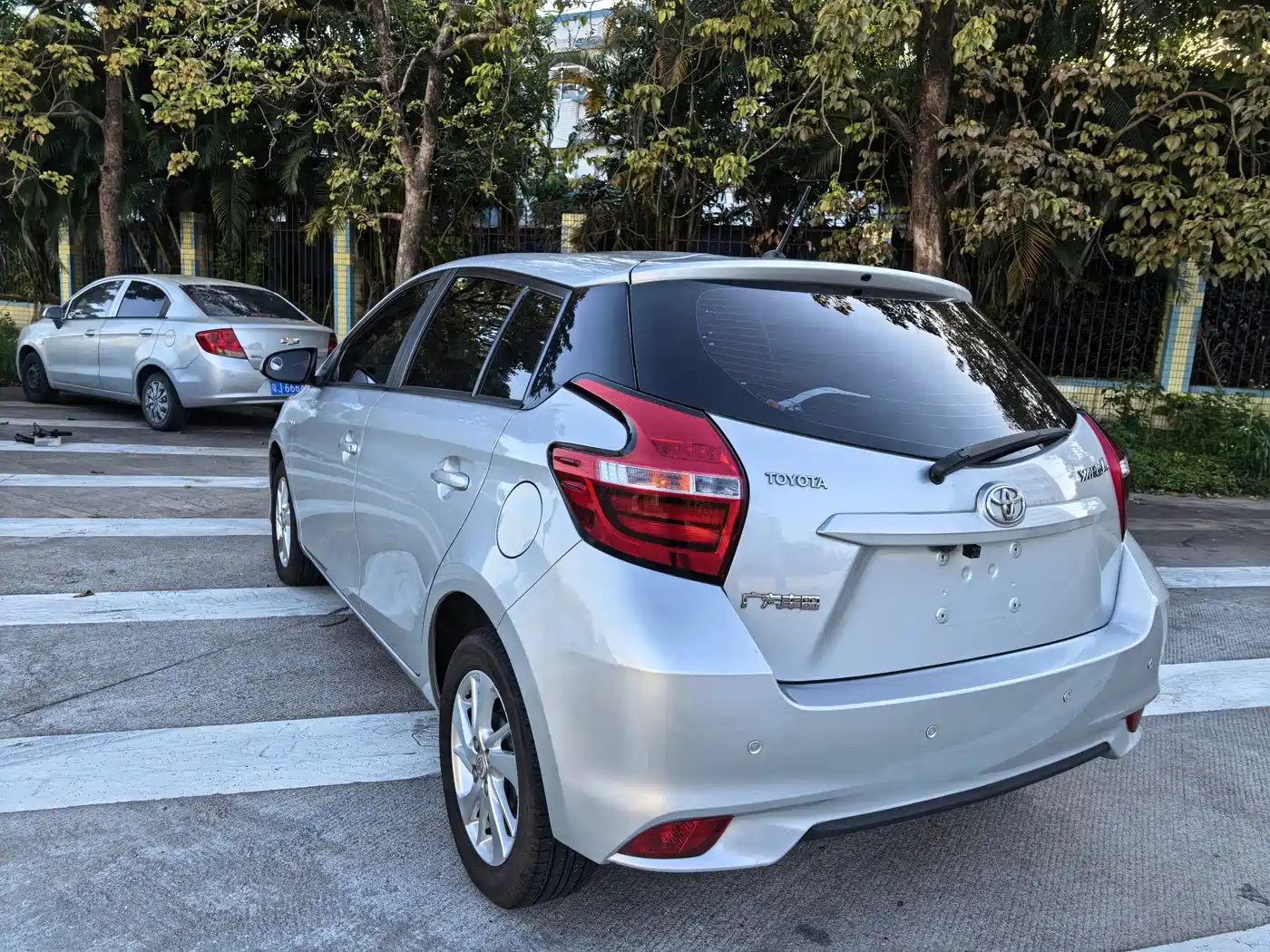 Toyota YARiS L Zhi Xuan 2019 1.5E CVT MeiDong Edition China VI фото 7