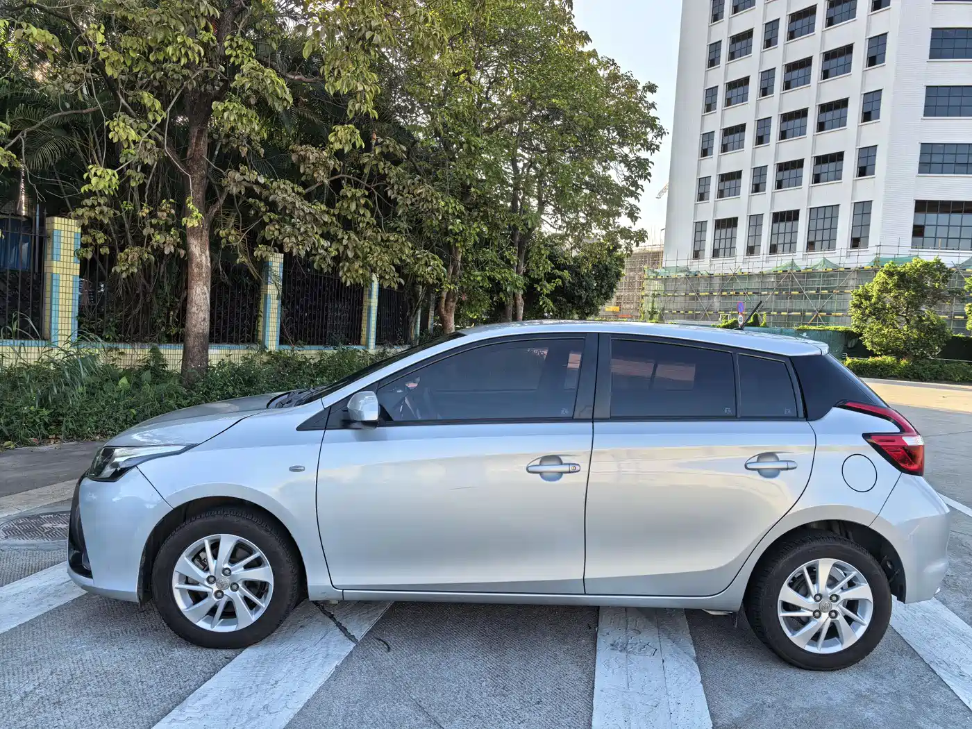 Toyota YARiS L Zhi Xuan 2019 1.5E CVT MeiDong Edition China VI фото 8