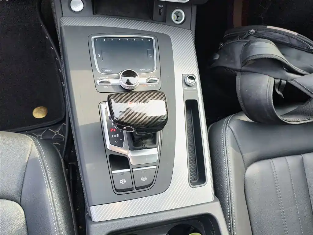 Audi Q5L 2020 45 TFSI Exclusive Fashion фото 10
