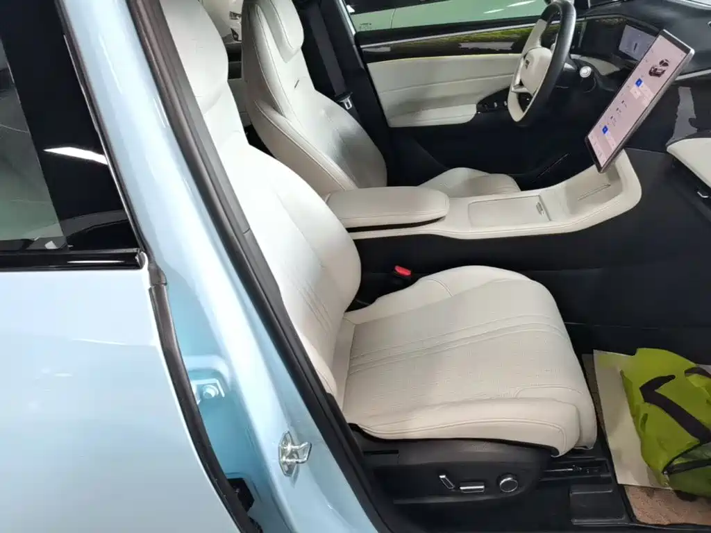 Geely Galaxy Galaxy L7 2023 2023 1.5T 115km Starship
