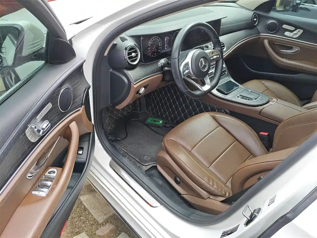 Mercedes-Benz E-Class 2019 Facelift E 300 L Sport Fashion фото 16