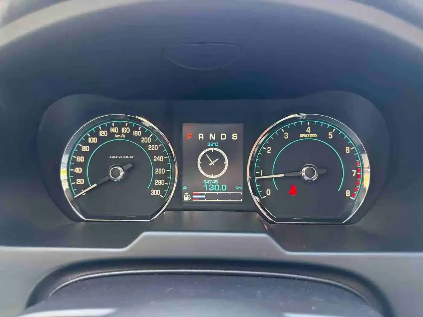 Jaguar XF 2015 2015 XF 2.0T Style Edition