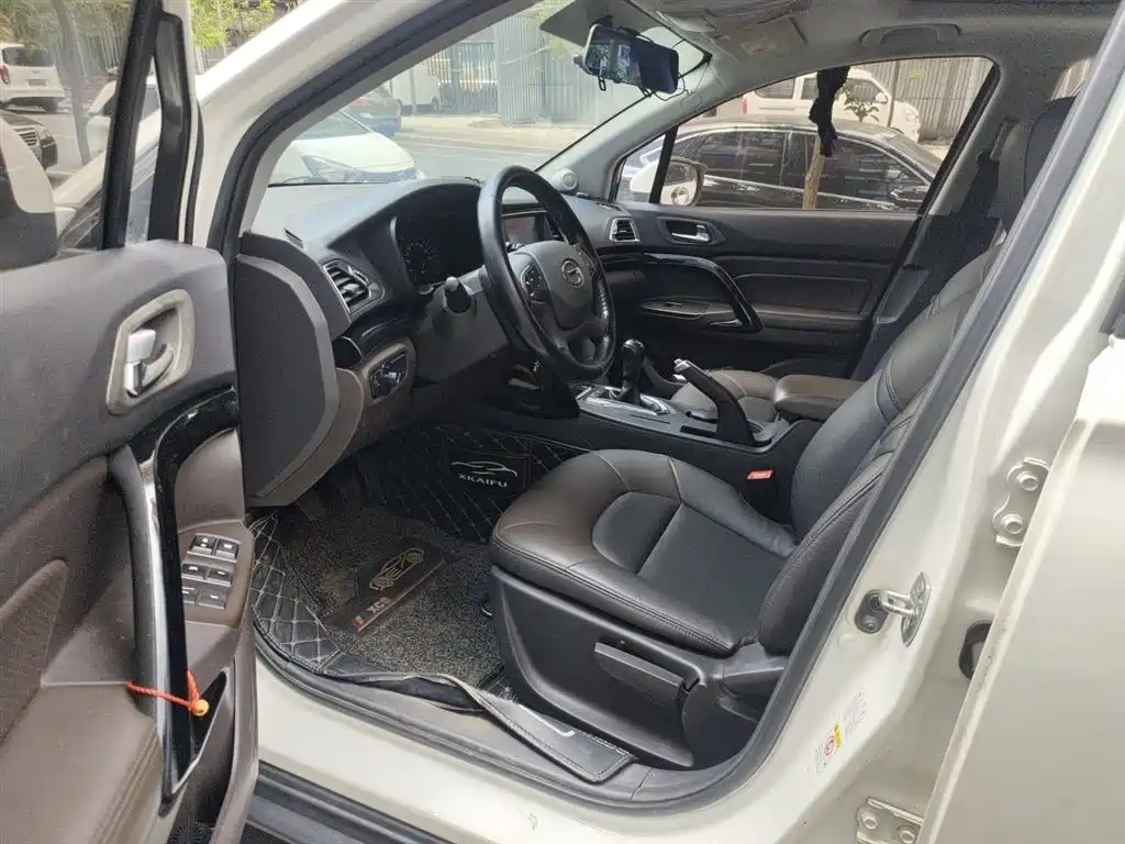 GAC Trumpchi Trumpchi GS4 2015 200T Manual Elite Edition фото 14