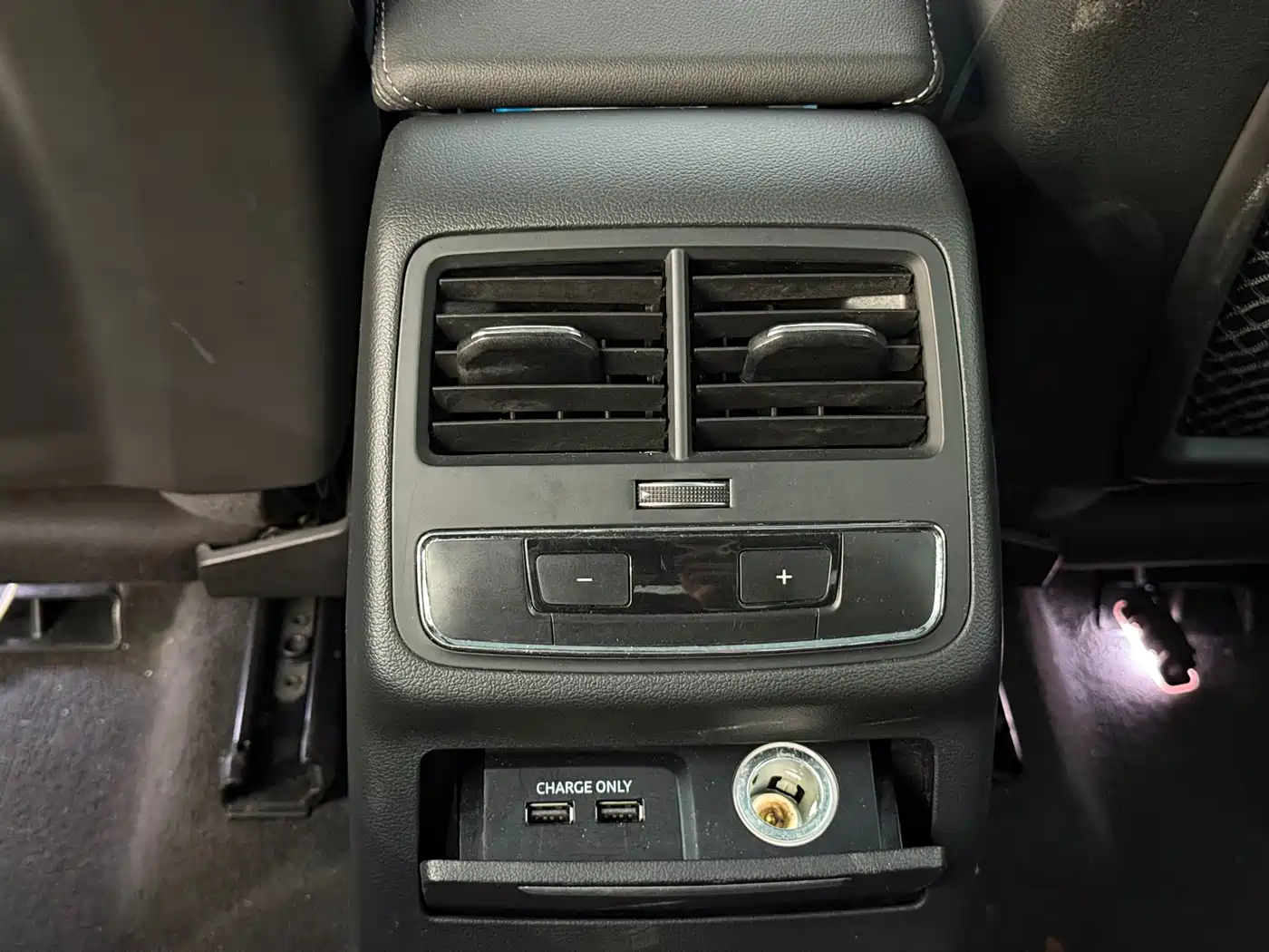 Audi A4L 2020 40 TFSI Fashion Dynamic Edition фото 18