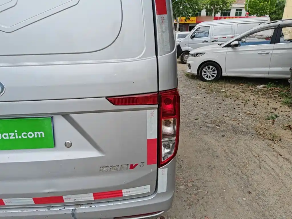 Changan Kuayue Kuayuexing V3 2023 2022 1.5L Gasoline Standard 5-Seater Van JL473QH