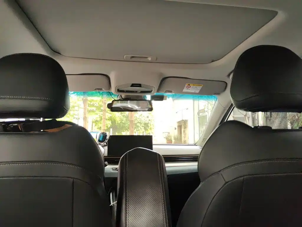 Geely Emgrand L 2022 2022 1.4T CVT Flagship