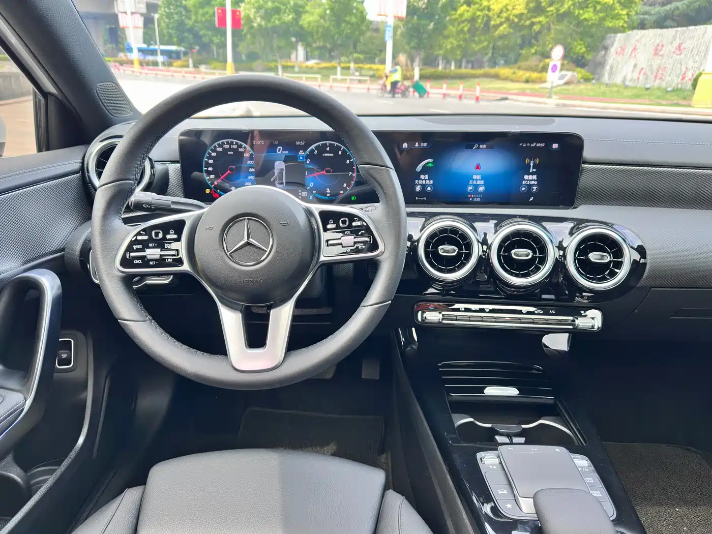 Mercedes-Benz A-Class 2022 Facelift A 180 L Sport Sedan фото 12