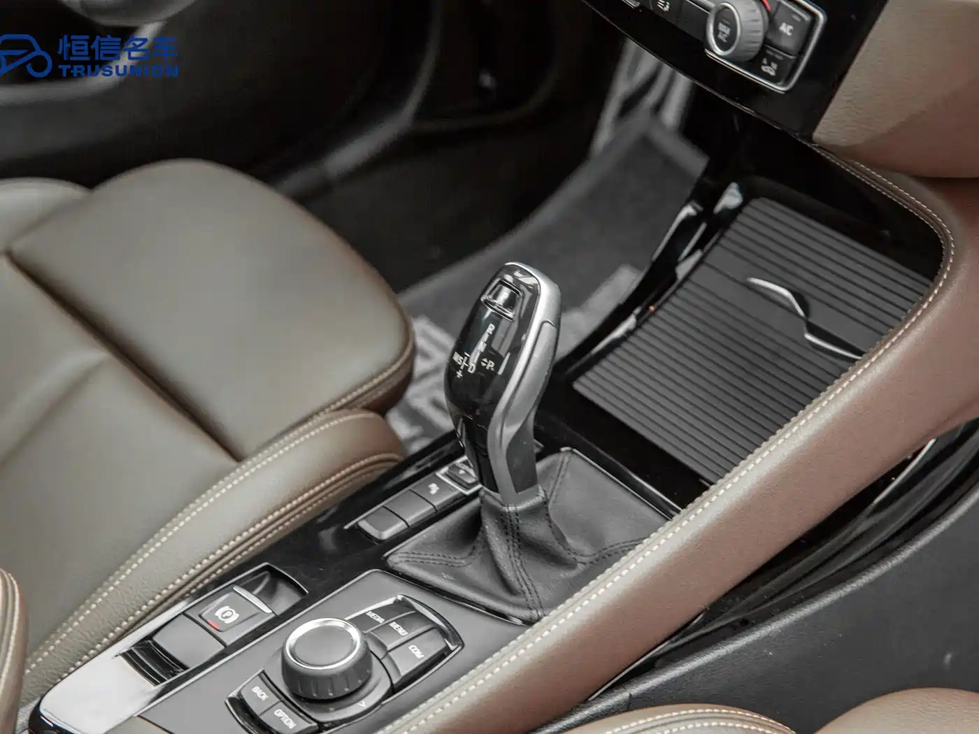BMW X2 2020 2020 sDrive25i Leading M Sport Package