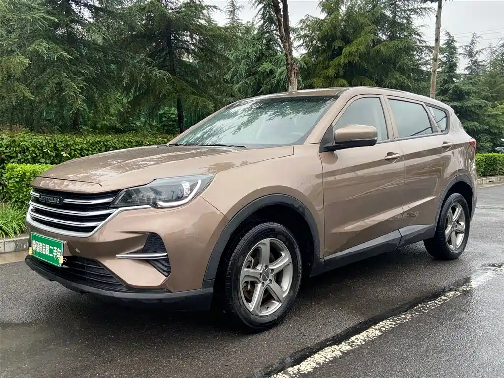 Jetour X70M 2020 2020 1.5T Manual Value Partner 6-seater