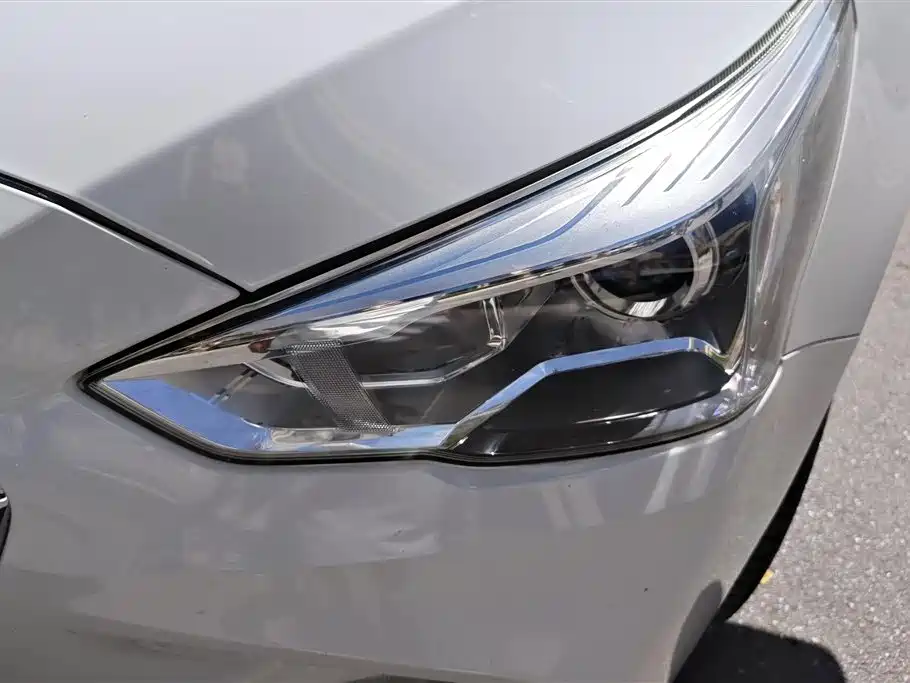 Haval M6 2018 1.5T Manual 2WD Urban фото 5