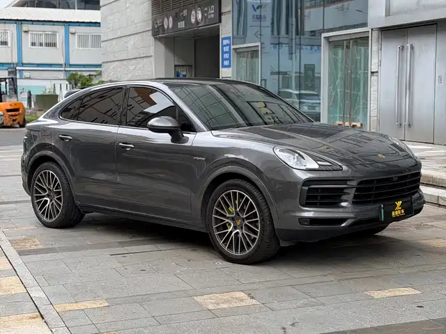 Porsche Cayenne New Energy 2020 Cayenne E-Hybrid Coupé 2.0T — фото 1