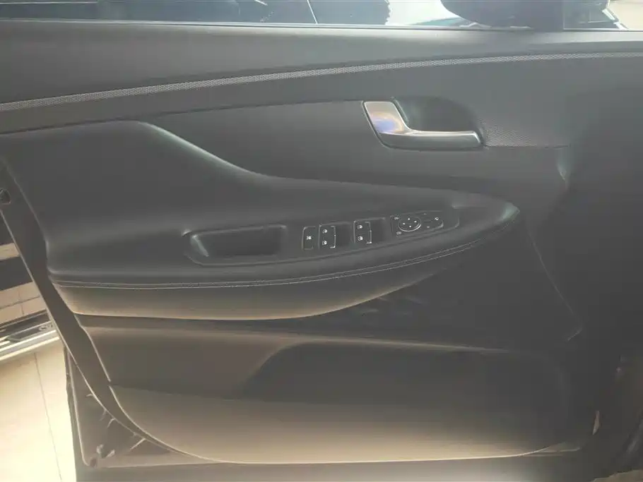 Hyundai Santa Fe 2020 380 TGDi Auto 2WD GLS Luxury фото 7