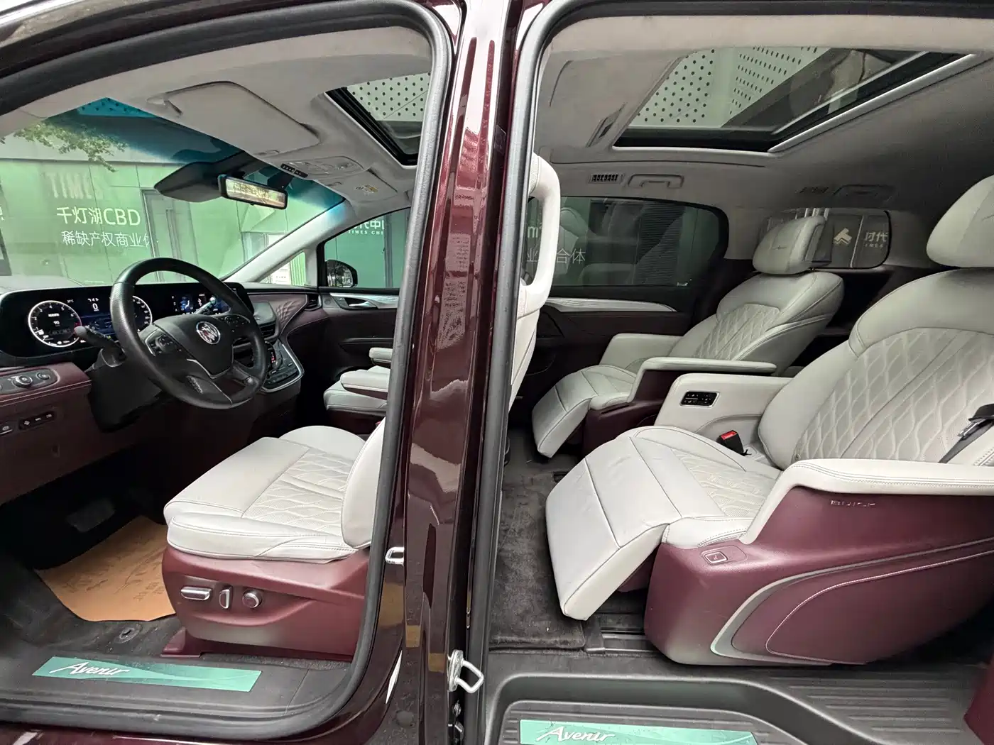 Buick GL8 2022 Avenir Avia 6-Seater Virtue Edition фото 7