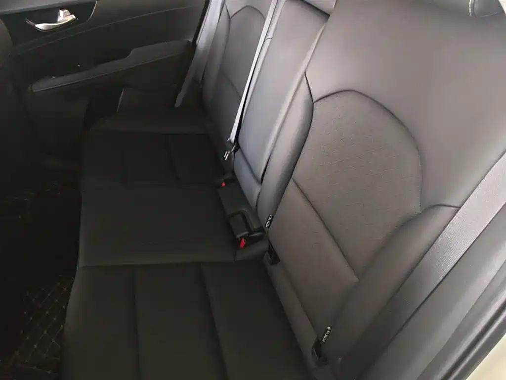 Kia K3 2019 1.5L CVT Smart Connect Edition фото 17