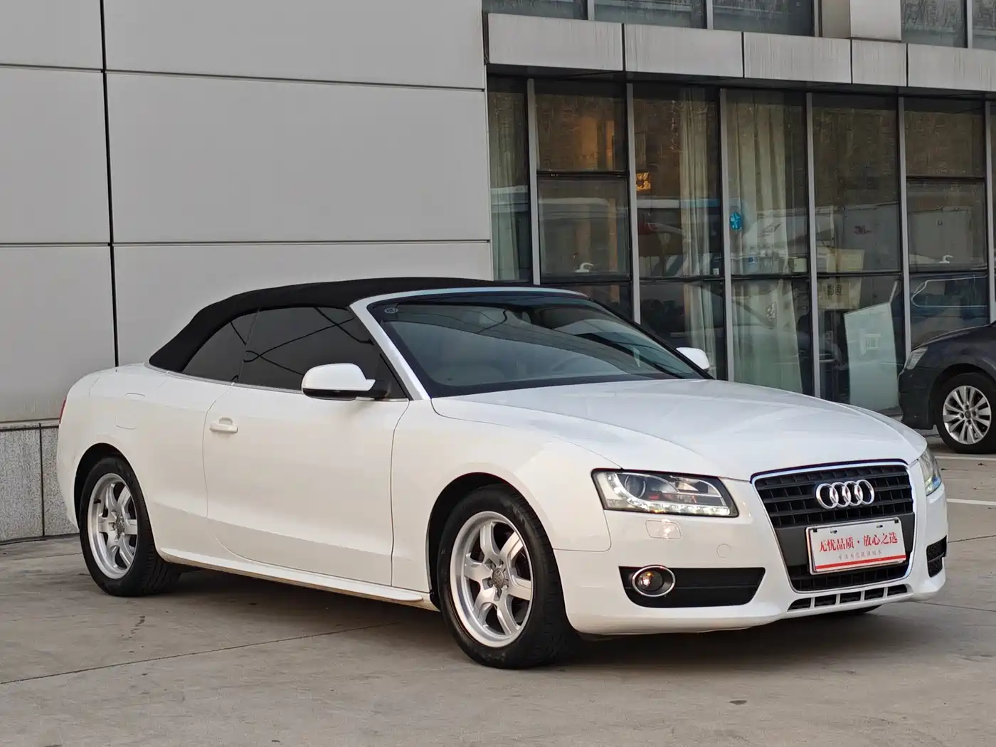 Audi A5 (Import) 2010 2.0TFSI Cabriolet фото 3
