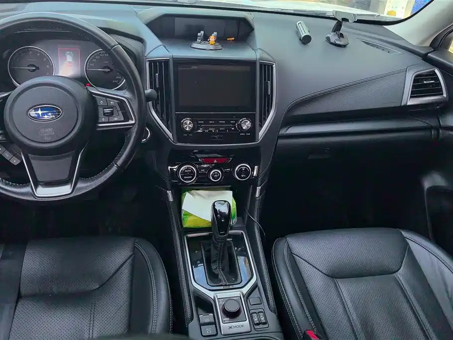 Subaru Forester 2021 2.0i Luxury Edition with EyeSight фото 16