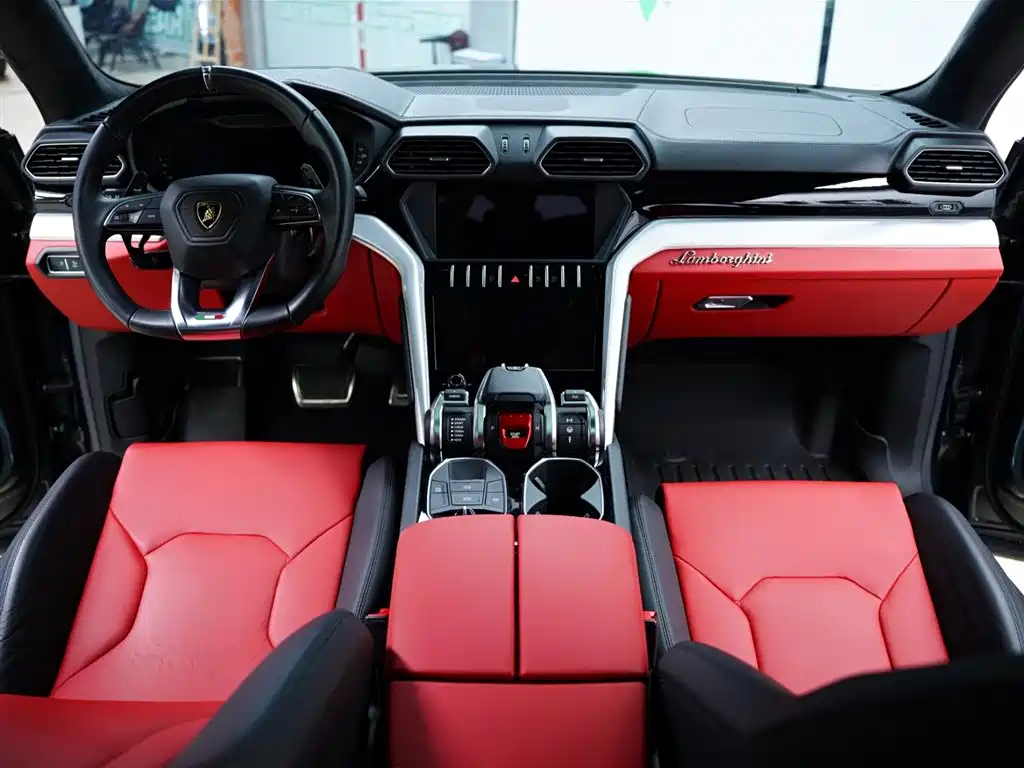 Lamborghini Urus 2018 4.0T V8 фото 48