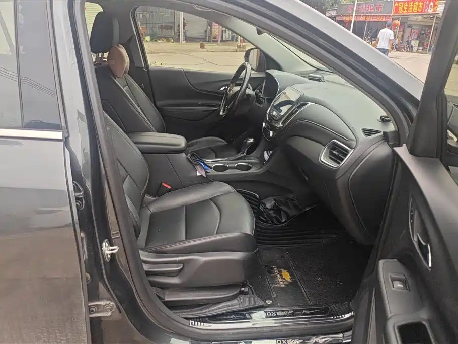 Chevrolet Equinox 2019 535T Auto Control Edition China V фото 8