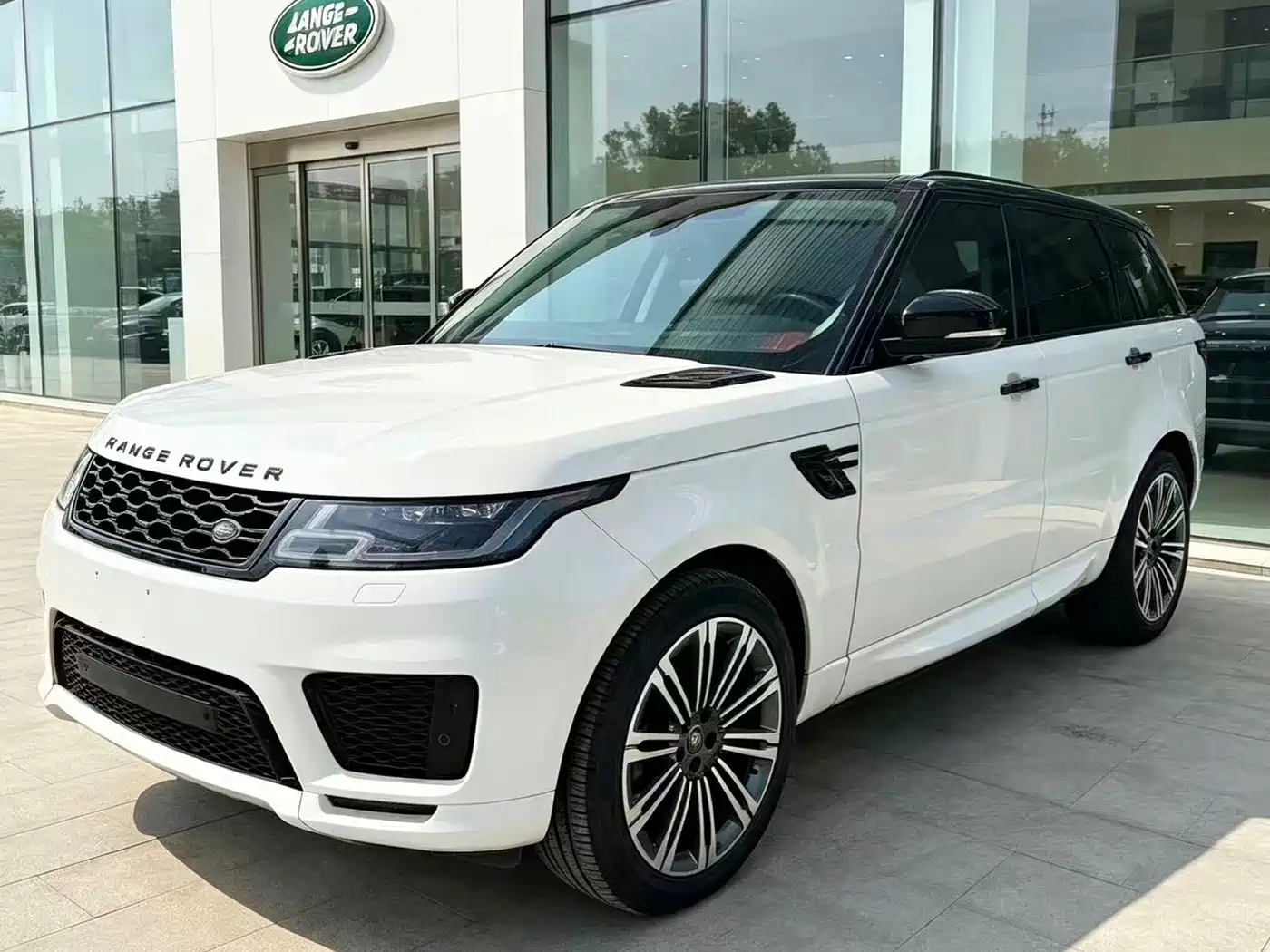 Land Rover Range Rover Sport 2018 3.0 SC V6 HSE DYNAMIC